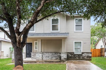 2831 Amber Morning San Antonio, TX 78245